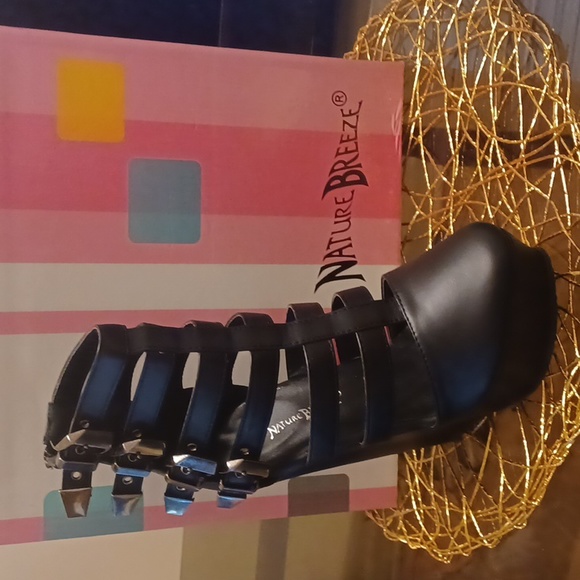 Designer Nature Breeze Black Platform shoes, Sizes: 8.5 & 9 - Picture 3 of 4